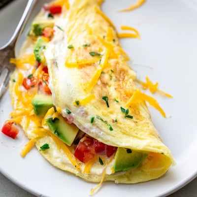 Creamy Avocado Cheese Omelette