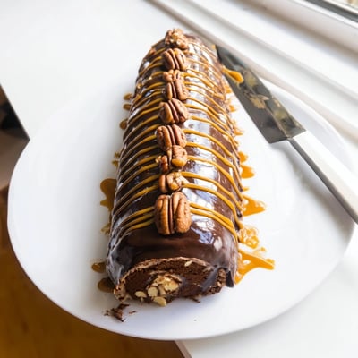 Gooey Chocolate Caramel Turtle Roll